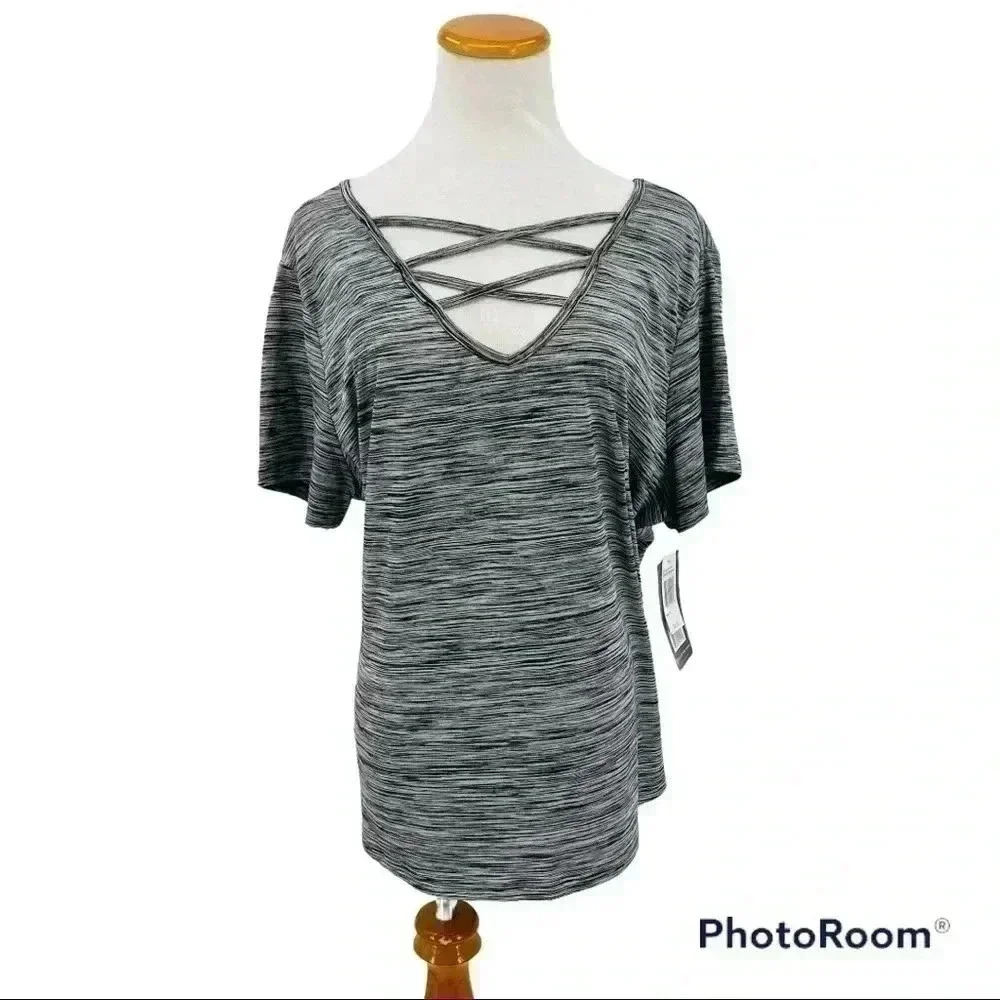 BNWT Bally Total Fitness Heather Gray V-Neck Shirt